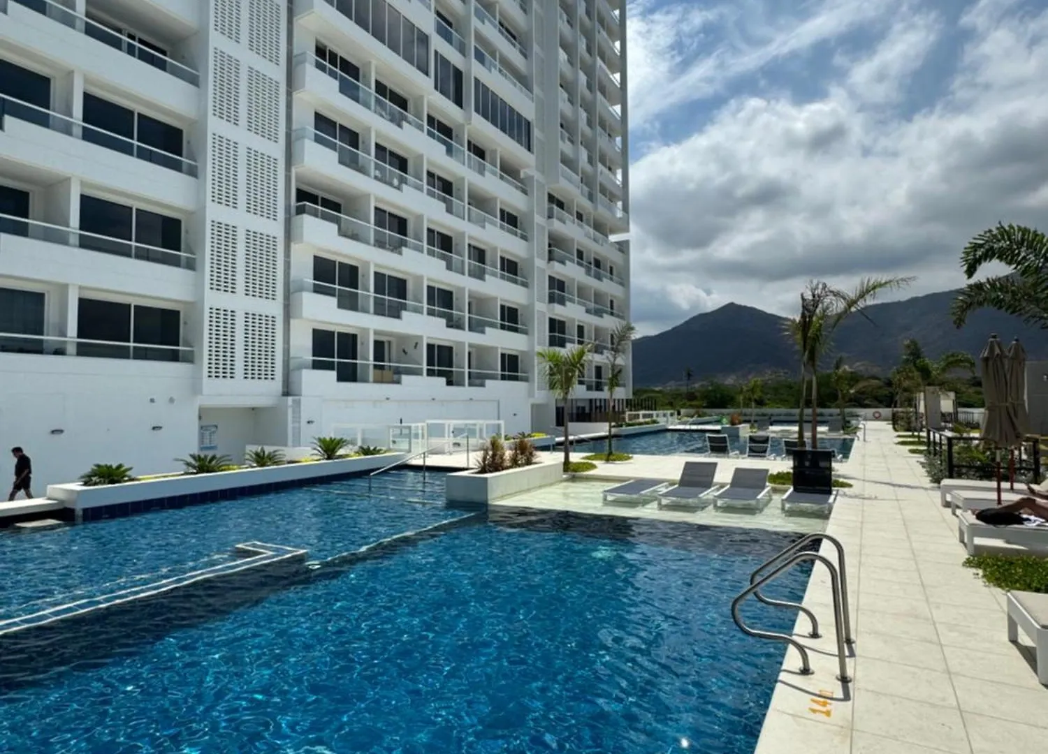 Suite Lujosa Con Jacuzzi Piso 14 Vista Al Mar Santa Marta